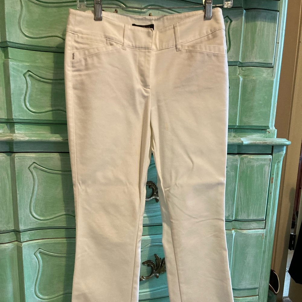 Off white pants by WHBM